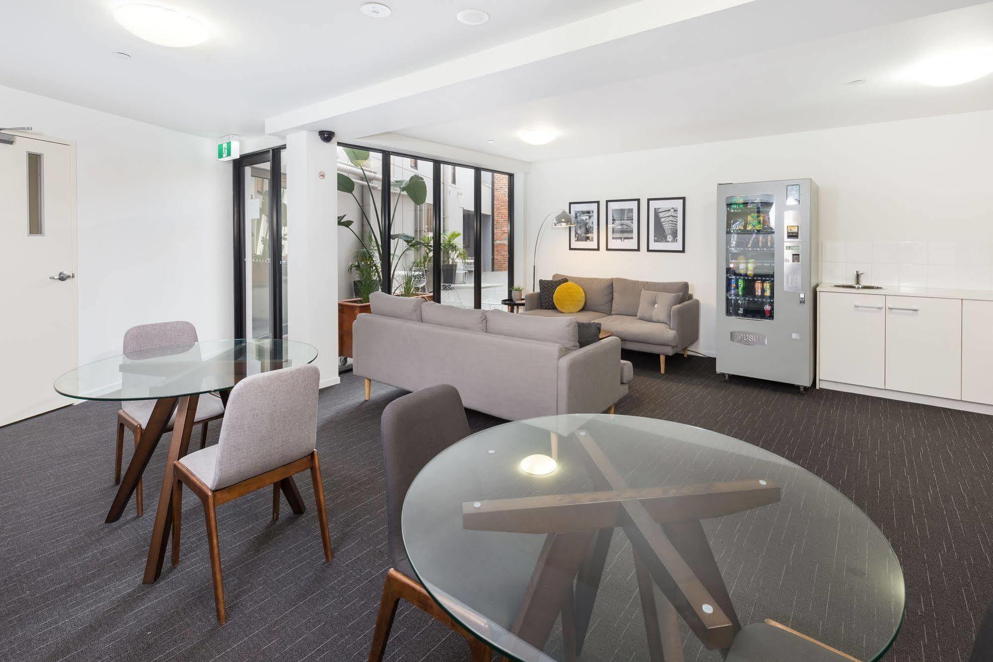 City Edge North Melbourne Apartment Hotel Eksteriør bilde